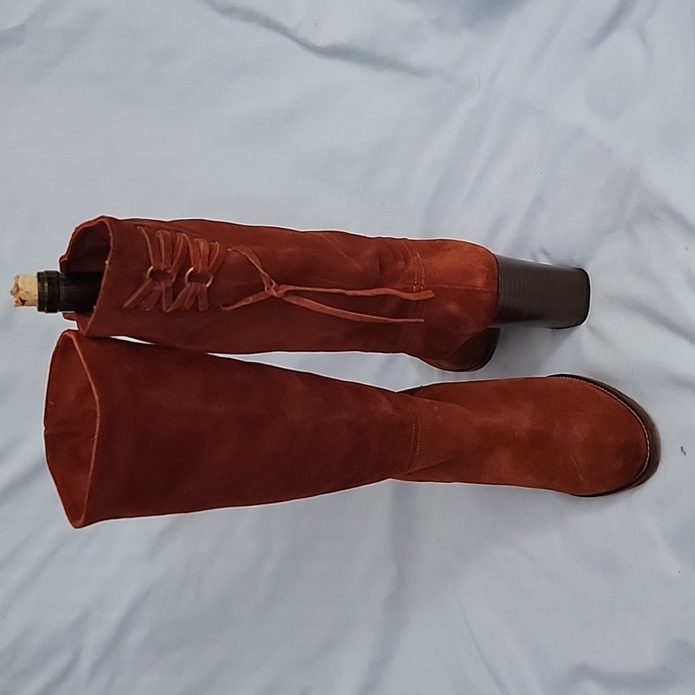 Coach "Coty" suede boots size 7 EUC - Picture 2 of 6